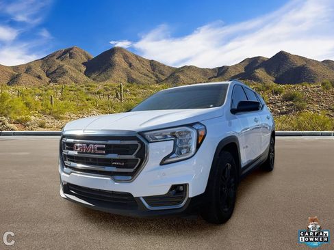 Used 2024 GMC Terrain AT4 w/ Tech Package AWD/4WD image 2