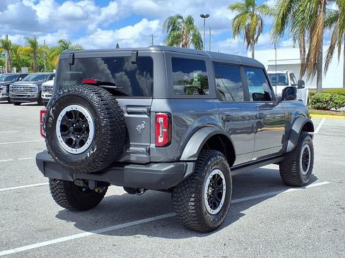 Used 2023 Ford Bronco Badlands w/ Sasquatch Package AWD/4WD image 7