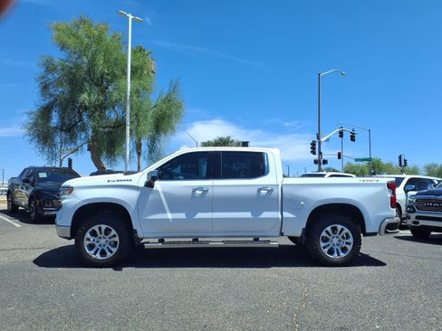 Used 2023 Chevrolet Silverado 1500 LTZ AWD/4WD image 10
