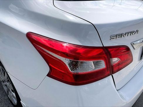 Used 2017 Nissan Sentra S FWD image 30