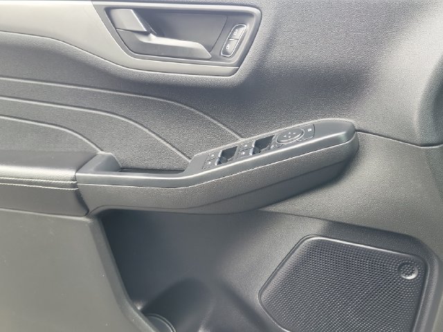 Certified 2024 Ford Escape Active AWD/4WD image 18