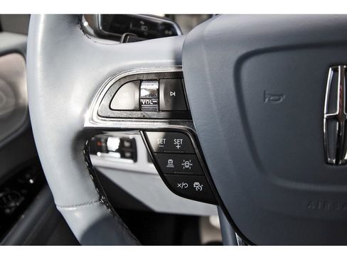 Used 2023 Lincoln Navigator Black Label image 18