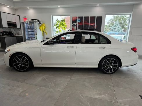 Used 2021 Mercedes-Benz E 350 4MATIC Sedan w/ Premium Package image 4