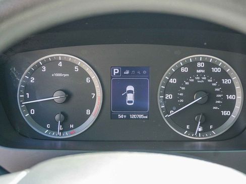 Used 2017 Hyundai Sonata SE image 21