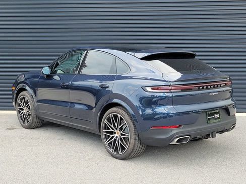 New 2026 Porsche Cayenne Coupe AWD/4WD image 3