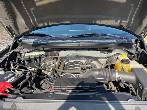 Used 2014 Ford F150 XLT w/ Equipment Group 302A Luxury image 29