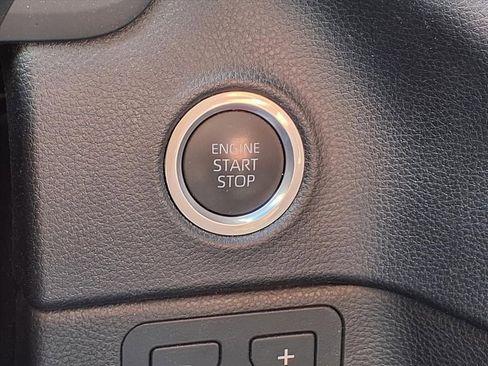 Used 2022 Toyota Tundra SR5 image 15