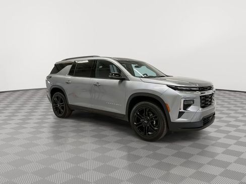 Certified 2026 Chevrolet Traverse LT w/ LPO, Floor Liner Package image 13