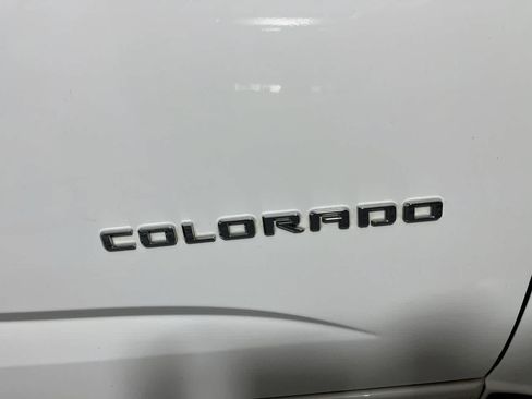 Used 2022 Chevrolet Colorado LT w/ Fleet Safety Package RWD image 11