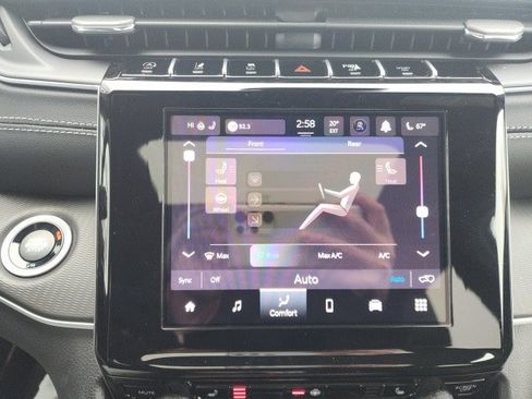 New 2025 Jeep Grand Cherokee L Altitude image 5