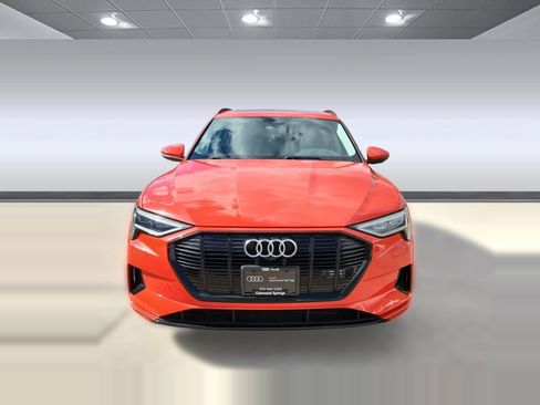 Used 2021 Audi e-tron Premium w/ Convenience Plus Package image 6