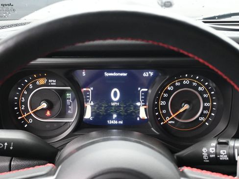 Used 2024 Jeep Wrangler Unlimited Rubicon 392 w/ Dual Top Group AWD/4WD image 11