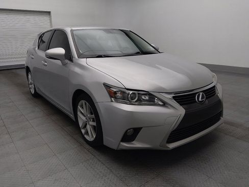 Used 2015 Lexus CT 200h w/ Navigation Package FWD image 13