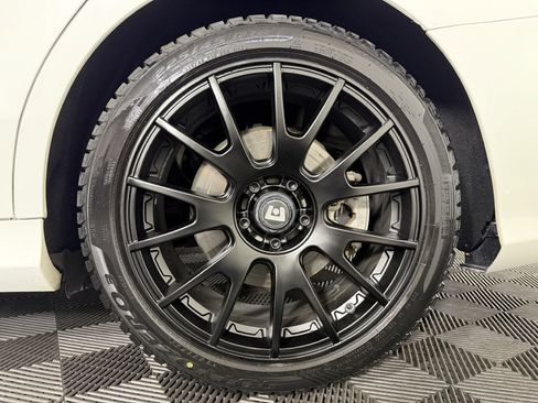 Used 2015 Mercedes-Benz C 300 4MATIC Sedan image 48