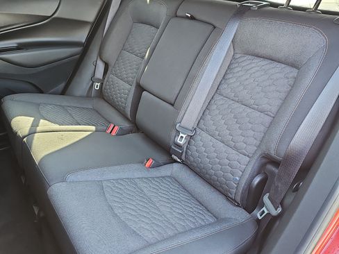 Used 2020 Chevrolet Equinox LT FWD image 15