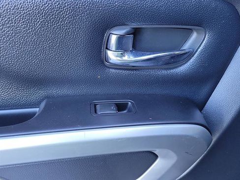 Used 2018 Nissan Titan PRO-4X image 11