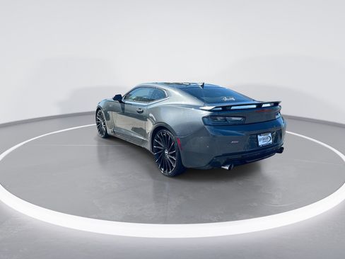 Used 2016 Chevrolet Camaro SS RWD image 7