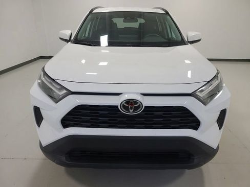 Used 2023 Toyota RAV4 XLE AWD/4WD image 6