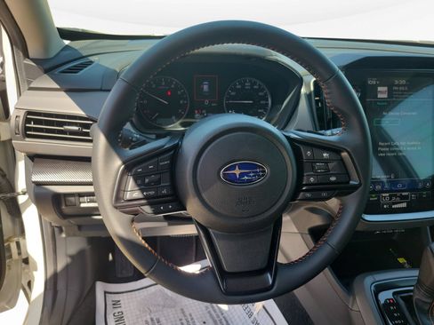 Used 2025 Subaru Crosstrek 2.5i Limited w/ Crosstrek Mirror Package AWD/4WD image 12