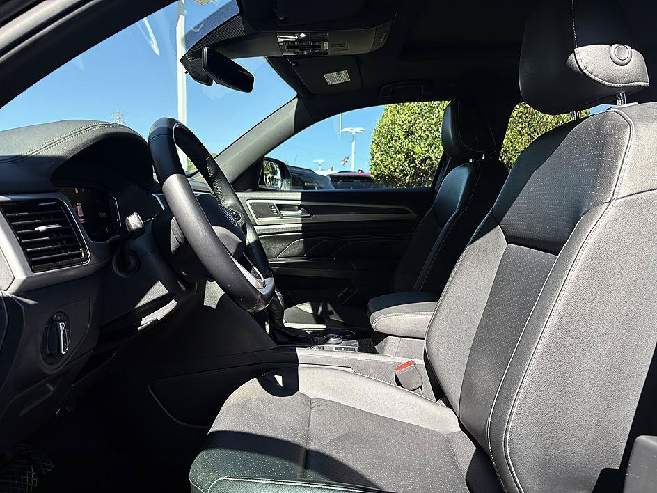 Used 2020 Volkswagen Atlas Cross Sport SEL AWD/4WD image 8