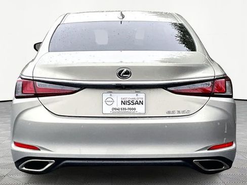 Used 2024 Lexus ES 350 w/ Premium Package image 6