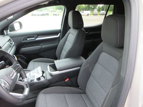 New 2026 GMC Terrain Elevation FWD image 11