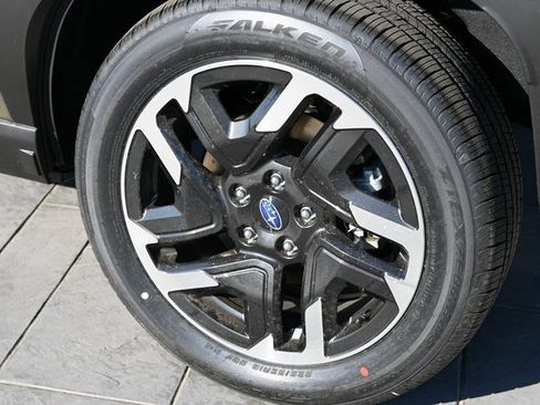 New 2025 Subaru Forester Limited image 12