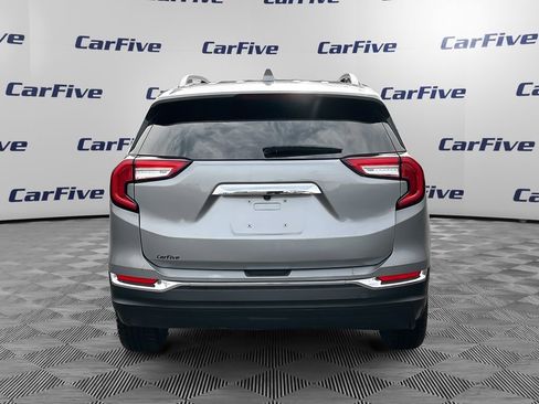 Used 2024 GMC Terrain SLT image 4