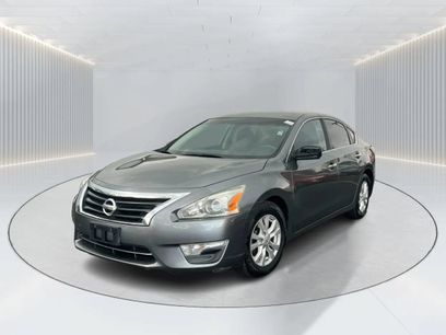 Used 2014 Nissan Altima 2.5 S w/ Sport Value Package
