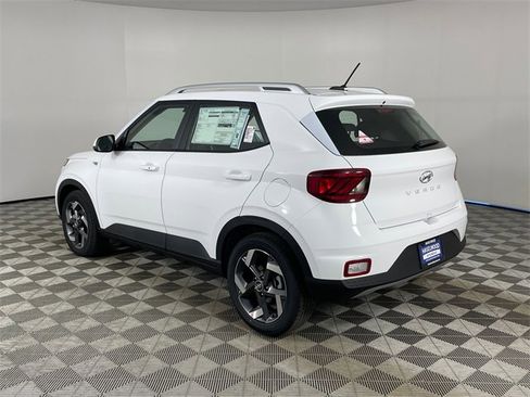 New 2026 Hyundai Venue SEL image 5