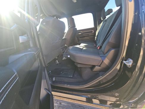 Used 2025 RAM 2500 Big Horn AWD/4WD image 7