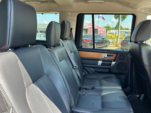 Used 2014 Land Rover LR4 HSE image 31