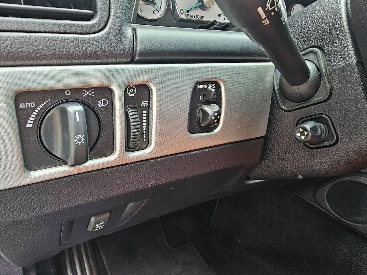 Used 2003 Ford Thunderbird RWD image 14