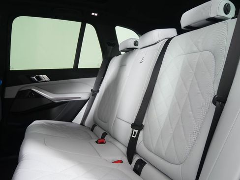 New 2026 BMW X5 sDrive40i RWD image 15