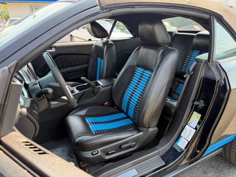 Used 2010 Ford Mustang Shelby GT500 RWD image 11