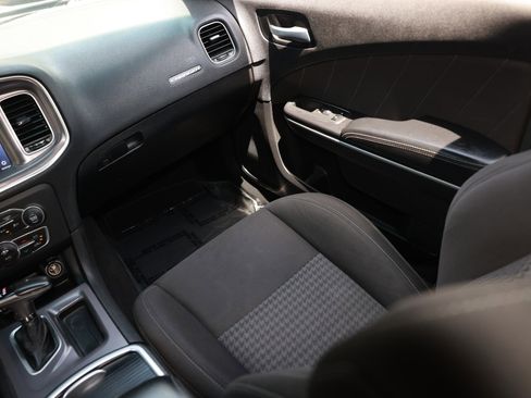 Used 2019 Dodge Charger Scat Pack RWD image 26