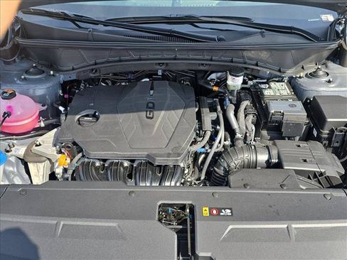New 2026 Hyundai Tucson Limited FWD image 18