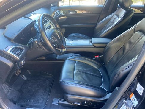 Used 2019 Lincoln MKZ Reserve w/ Luxury Package AWD/4WD image 6