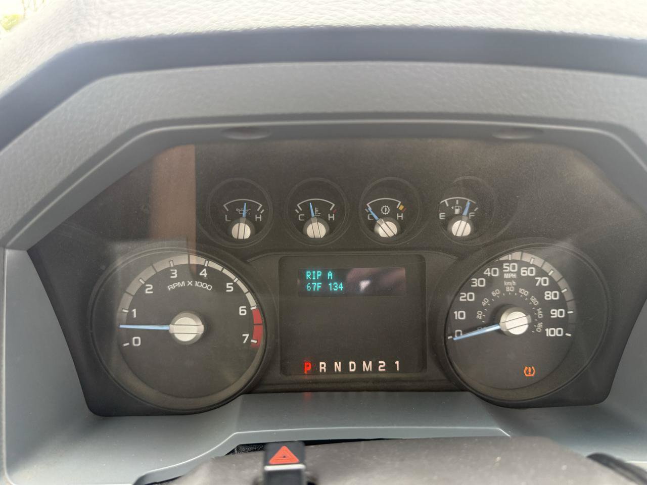 Used 2015 Ford F250 XL w/ Power Equipment Group AWD/4WD image 18