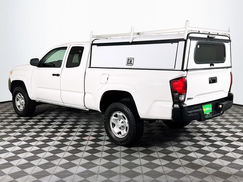 Used 2021 Toyota Tacoma SR image 6