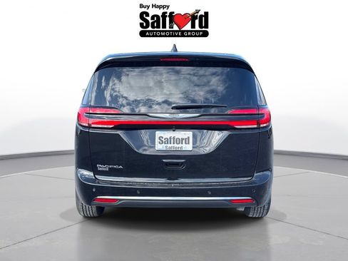 New 2026 Chrysler Pacifica Select FWD image 6
