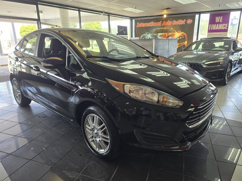 Used 2017 Ford Fiesta SE w/ Cold Weather Package FWD image 3