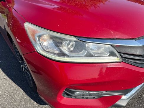 Used 2017 Honda Accord Sport Special Edition image 12