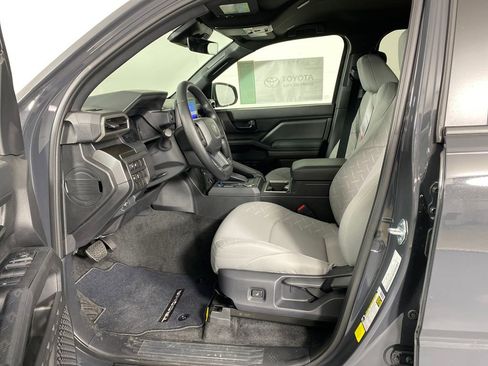 New 2025 Toyota Tacoma SR5 image 7