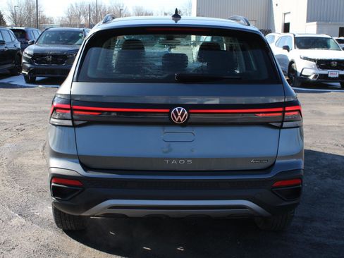 Used 2025 Volkswagen Taos S image 6