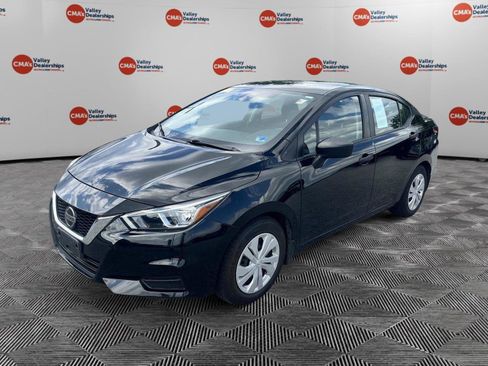 Used 2022 Nissan Versa S FWD image 3