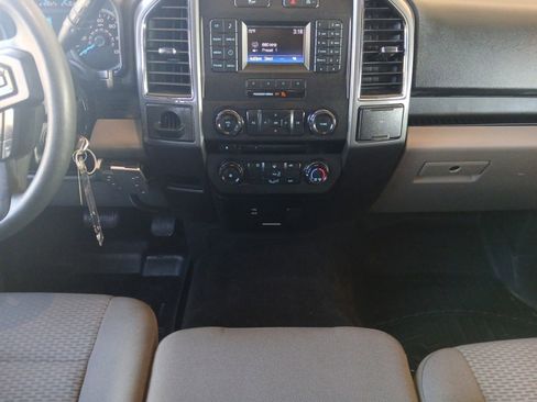 Used 2017 Ford F150 XLT image 11