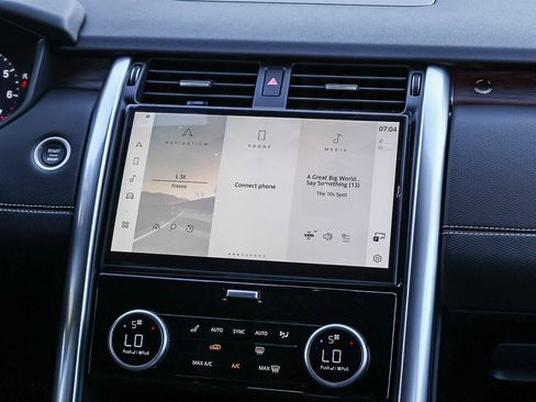 New 2026 Land Rover Discovery Dynamic SE AWD/4WD image 24