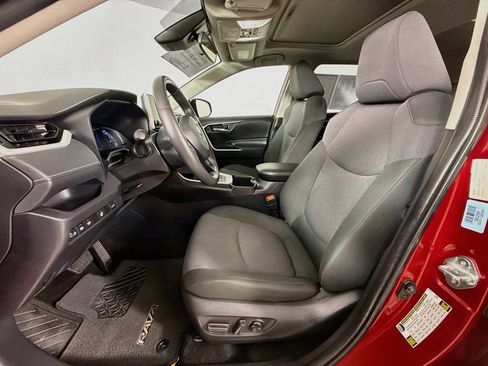 Certified 2025 Toyota RAV4 XLE w/ Convenience Package AWD/4WD image 23