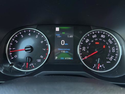 Used 2022 Toyota RAV4 LE image 26